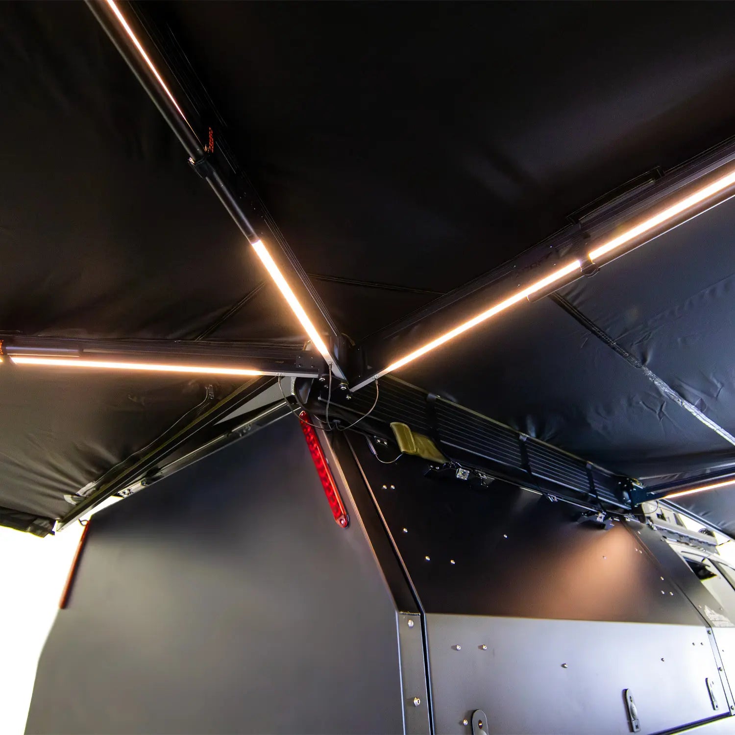 23Zero Peregrine PRO 6 Arm Freestanding 270 Degree Awning